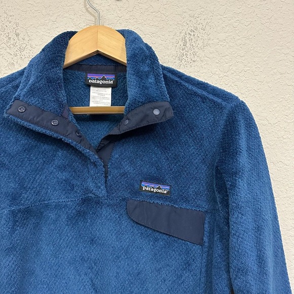PATAGONIA W's Re-Tool Snap-T Fleece Pullover in Blue - Picture 2 of 7